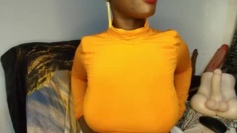 Ebony Melanie online show from 19, 2, 2026