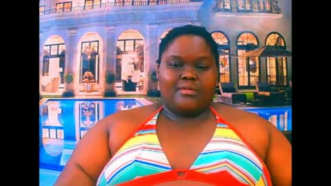 Snapshot of ebonyhotbuns4u2luv chatting on 16, 6, 2026 ebonyhotbuns4u2luv online show from 16, 6, 2026