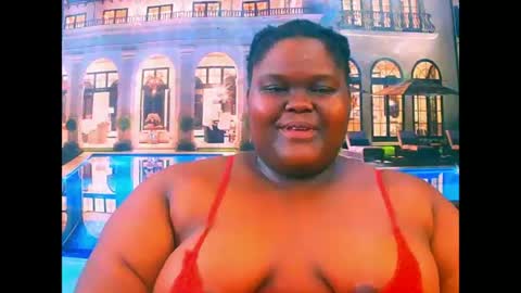 Snapshot of ebonyhotbuns4u2luv chatting on 3, 7, 2026 ebonyhotbuns4u2luv online show from 3, 7, 2026