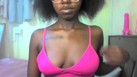 Ebonymuse2 online show from 16, 5, 2026