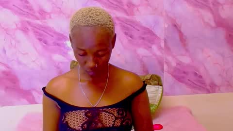 Cindy online show from 25, 10, 2025