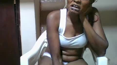 Snapshot of ebonyqueen4 chatting on 19, 7, 2026 JACKLINE online show from 19, 7, 2026