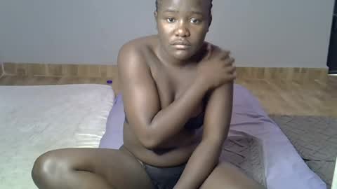 Snapshot of ebonyrapunzelle chatting on 23, 6, 2026 ebonyrapunzelle online show from 23, 6, 2026