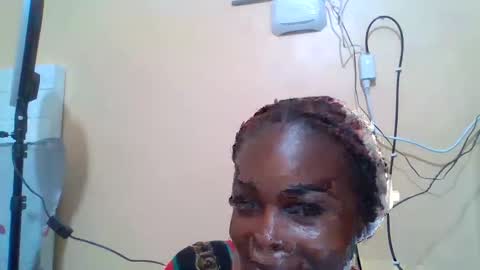 Snapshot of ebonytanqueen chatting on 28, 11, 2025 ebonytanqueen online show from 28, 11, 2025