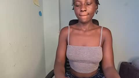 Snapshot of ebonyy_duchess chatting on 8, 12, 2024 Skye online show from 8, 12, 2024