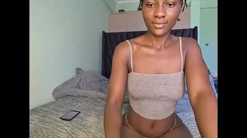 Snapshot of ebonyy_duchess chatting on 9, 12, 2024 Skye online show from 9, 12, 2024