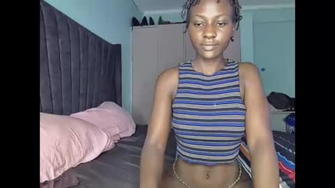 Snapshot of ebonyy_duchess chatting on 23, 12, 2024 Skye online show from 23, 12, 2024