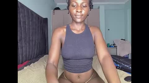 Snapshot of ebonyy_duchess chatting on 23, 12, 2024 Skye online show from 23, 12, 2024