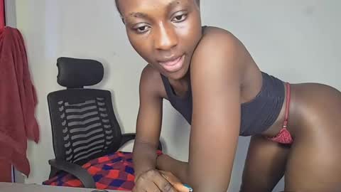 Snapshot of ebonyy_duchess chatting on 14, 1, 2025 Skye online show from 14, 1, 2025