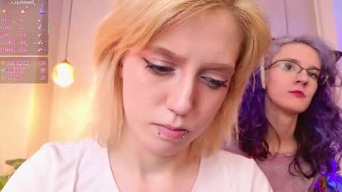 Asuna  Lana  online show from 5, 1, 2026