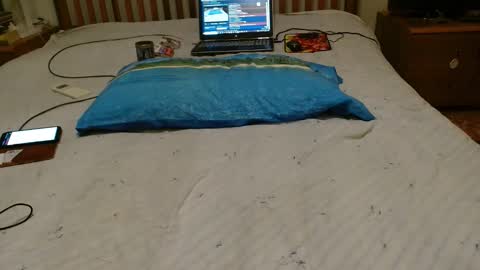Snapshot of eddy_1968 chatting on 4, 12, 2025 eddy_1968 online show from 4, 12, 2025