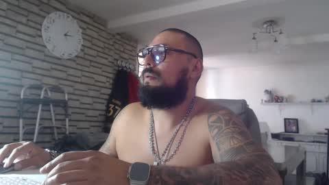 edgarram83 online show from 6, 10, 2025