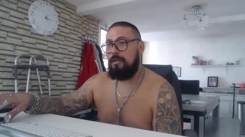 edgarram83 online show from 4, 11, 2025