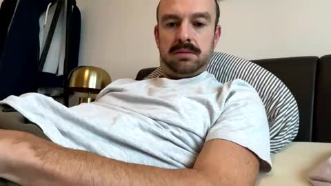 Snapshot of edge_guy chatting on 27, 1, 2025 edge_guy online show from 27, 1, 2025