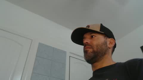 Snapshot of edge_masters chatting on 8, 12, 2024 EdgeM online show from 8, 12, 2024