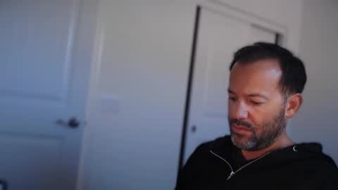 Snapshot of edge_masters chatting on 3, 12, 2025 EdgeM online show from 3, 12, 2025