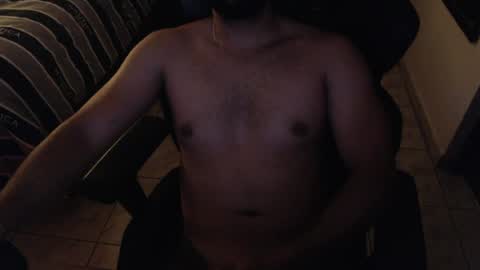 Snapshot of edmon28 chatting on 15, 7, 2026 edmon28 online show from 15, 7, 2026