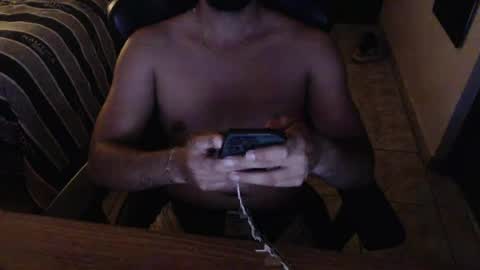 Snapshot of edmon28 chatting on 16, 7, 2026 edmon28 online show from 16, 7, 2026