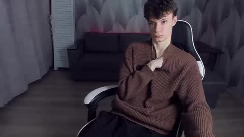 edvardblare online show from 19, 10, 2025