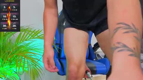 Edward Ross online show from 4, 11, 2025