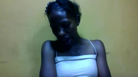 edwige770943 online show from 19, 4, 2026