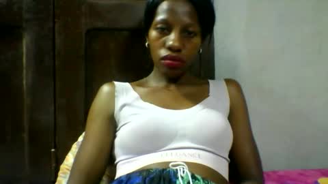 edwige770943 online show from 29, 4, 2026
