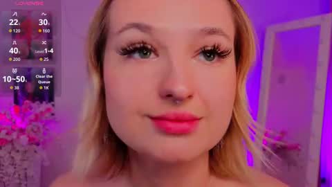 Snapshot of eevangelinee chatting on 31, 7, 2026 eevangelinee online show from 31, 7, 2026