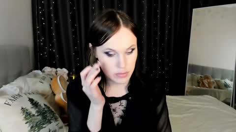 Effie Mur online show from 14, 1, 2026