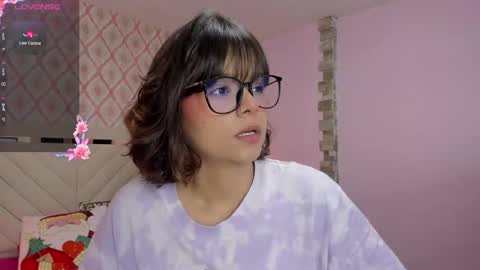 Snapshot of effystonnem chatting on 4, 12, 2024 E F F Y online show from 4, 12, 2024