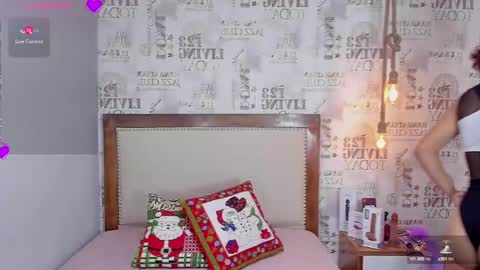 Snapshot of effystonnem chatting on 9, 12, 2024 E F F Y online show from 9, 12, 2024