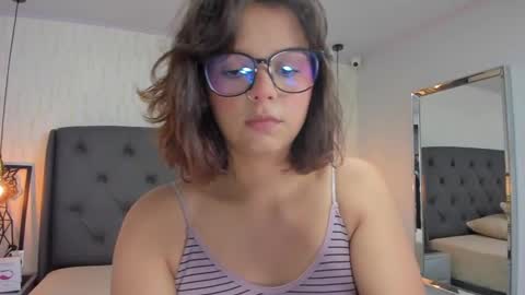 Snapshot of effystonnem chatting on 24, 2, 2025 E F F Y online show from 24, 2, 2025