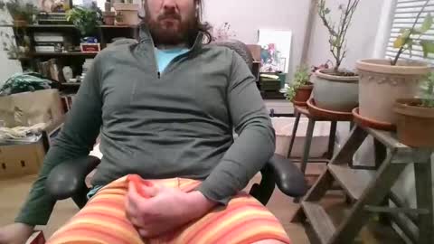 Snapshot of eggplantout chatting on 26, 2, 2026 Eggplant Out online show from 26, 2, 2026