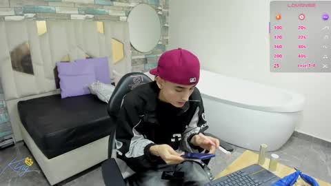 Snapshot of eidan_tay chatting on 3, 5, 2026 eidan_tay online show from 3, 5, 2026