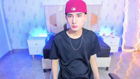 Snapshot of eidan_tay chatting on 15, 5, 2026 eidan_tay online show from 15, 5, 2026
