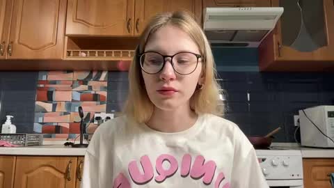 eileencrowday online show from 21, 4, 2026