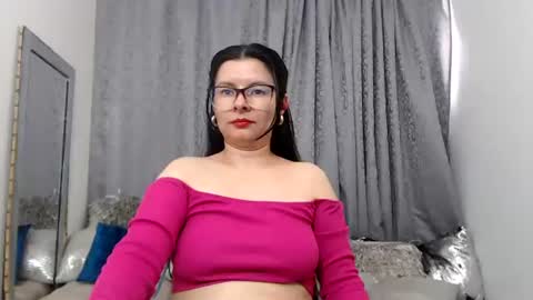 Snapshot of eileenqueen23 chatting on 27, 6, 2026 Eileen online show from 27, 6, 2026
