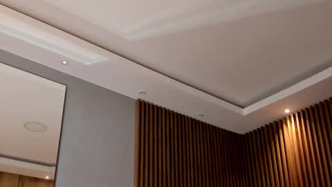 Eilin online show from 15, 2, 2025