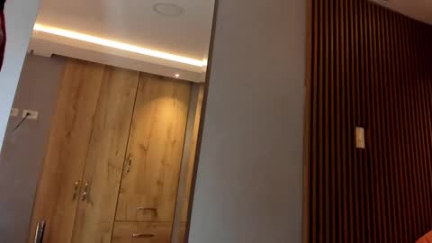 Eilin online show from 28, 2, 2025