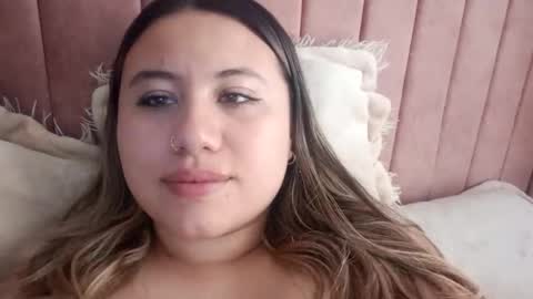 Snapshot of eimy_collin chatting on 25, 5, 2026 EIMY MODEL INDEPENDENT online show from 25, 5, 2026