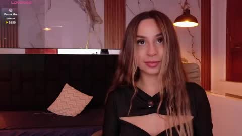 Snapshot of eimy_rose1 chatting on 19, 5, 2026 Eimy rose online show from 19, 5, 2026