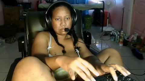 Eirondra Valeen online show from 5, 2, 2026