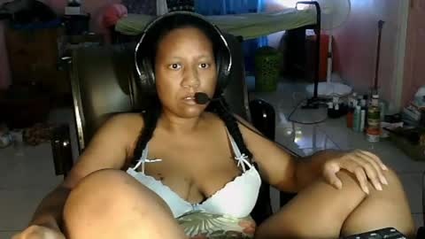 Snapshot of eirondra_valeen chatting on 8, 3, 2026 Eirondra Valeen online show from 8, 3, 2026