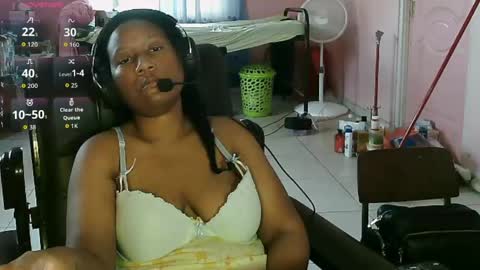 Snapshot of eirondra_valeen chatting on 24, 5, 2026 Eirondra Valeen online show from 24, 5, 2026
