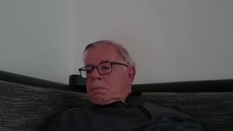 eisbaer1957 online show from 1, 1, 2025