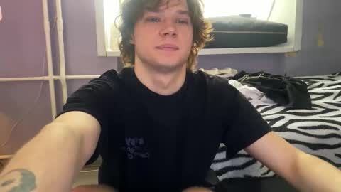 Snapshot of eitanhere chatting on 27, 2, 2026 Eitan online show from 27, 2, 2026