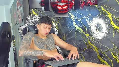 Eithan online show from 1, 4, 2026