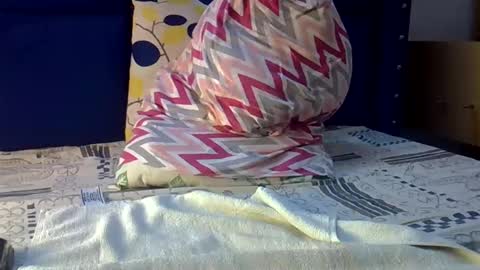 petite online show from 3, 1, 2025