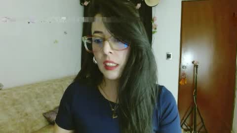 Snapshot of ela_3611 chatting on 13, 4, 2026 ela_3611 online show from 13, 4, 2026