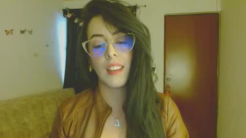 Snapshot of ela_3611 chatting on 23, 4, 2026 ela_3611 online show from 23, 4, 2026