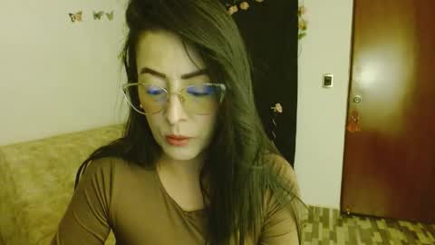 Snapshot of ela_3611 chatting on 1, 5, 2026 ela_3611 online show from 1, 5, 2026